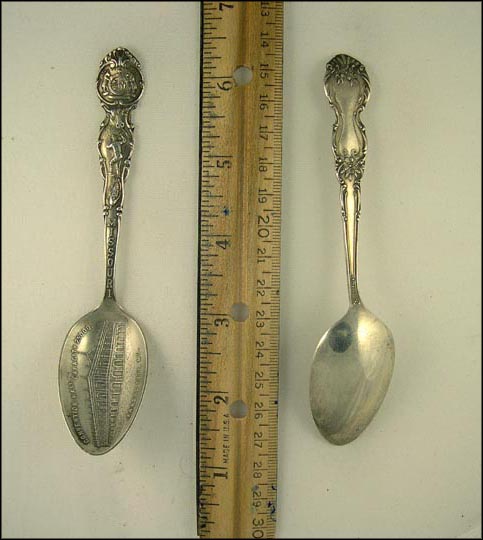 Convention Hall Capacity 25000, State Seal, Kansas City, Missouri Souvenir Spoon MAIN
