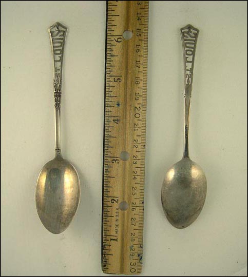 Cut Out, St. Louis, Missouri Souvenir Spoon MAIN