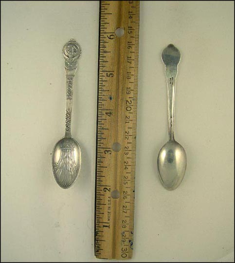 Vicking , St. Louis, Missouri Souvenir Spoon MAIN