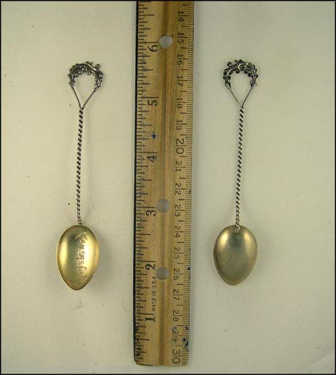 Cut Out Handle, Kansas City, Missouri Souvenir Spoon MAIN