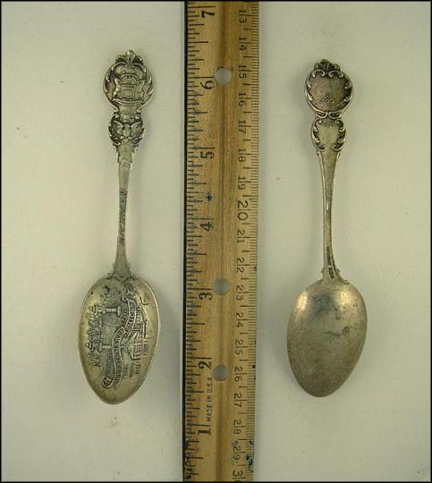 State Seal, Government Park, Poe Lock, Sault  sai nte Marie, Michigan Souvenir Spoon MAIN