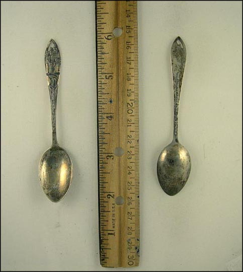 Disneyland, Cut Out Castle, California Souvenir Spoon MAIN