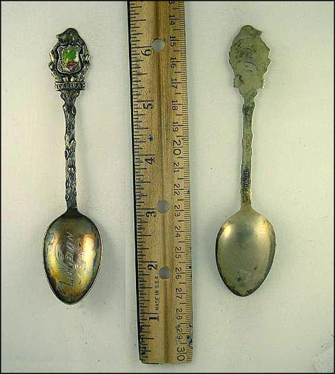 Enameled Maple Leaf, London, Canada Souvenir Spoon MAIN