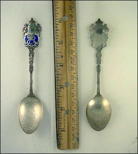 Enameled Cut Out Crest, Windsor, Canada Souvenir Spoon MAIN
