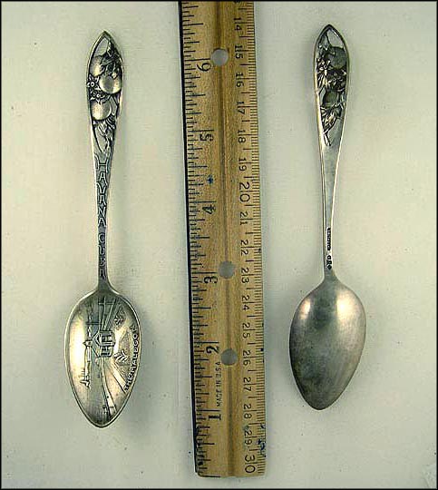 Cut Out Oranges, The Malecon, Havana, Cuba Souvenir Spoon MAIN