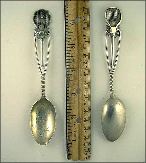 Maple Leaf, Racket With Ball, Beaver, Toronto, Canada Souvenir Spoon MAIN
