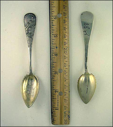 Chateau Frontinac, Citadel, Quebec, Canada Souvenir Spoon MAIN