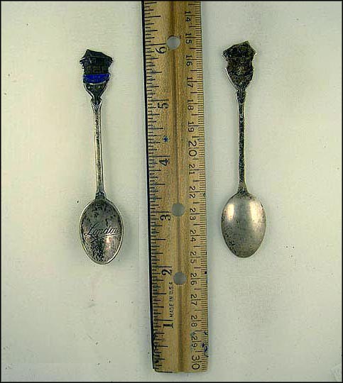 Old Curiosity Shop, London, Great Britain Souvenir Spoon MAIN