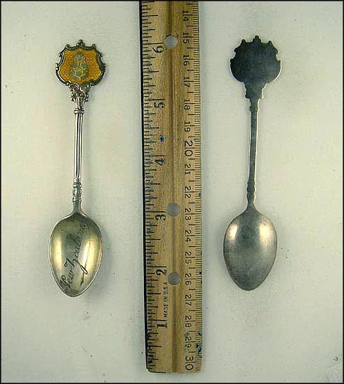 Enameled Symbol, New Zealand Souvenir Spoon MAIN