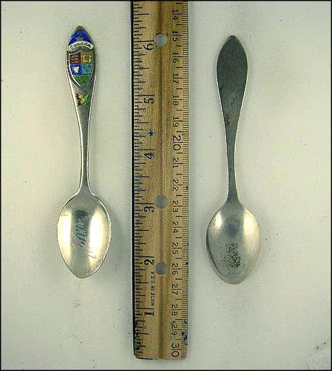 Enameled Crest, Ottawa, Canada Souvenir Spoon MAIN