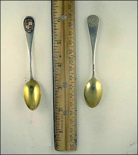 Enameled English Crest Souvenir Spoon MAIN