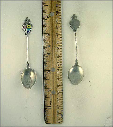 Enameled Crest, Toronto, Canada Souvenir Spoon MAIN