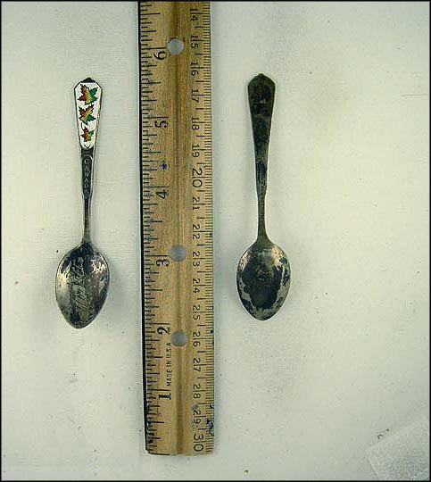Enameled Maple Leaves, Quebec, Canada Souvenir Spoon MAIN