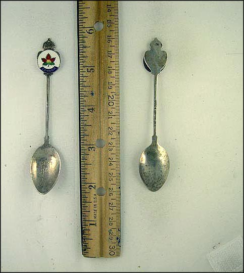Enameled Maple Leaf, Niagara Falls, Canada Souvenir Spoon MAIN