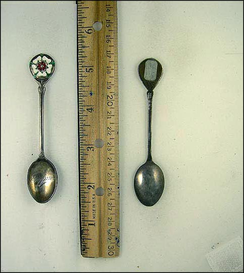 Enameled Flower, Great Britain Souvenir Spoon MAIN