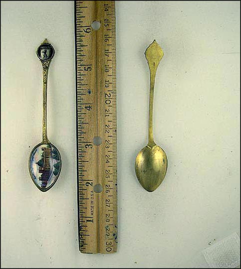 Enameled Reichstag Building, Enameled Crest, Berlin, Germany Souvenir Spoon MAIN
