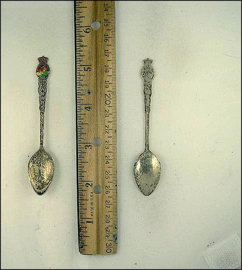 Enameled Maple Leaf, Niagara Falls, Canada Souvenir Spoon MAIN