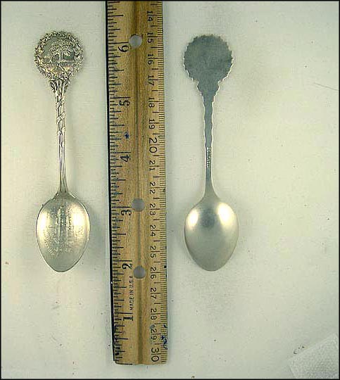Parliament Buildings, Coat Of Arms, Charlottetown, Prince Edward Island Souvenir Spoon MAIN