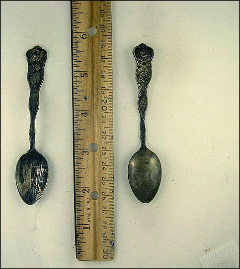 Columbian Exposition, 1893, Chicago, Women's Building, Seal, 1492 1893, Santa Maria, Queen Isabella Souvenir Spoon MAIN