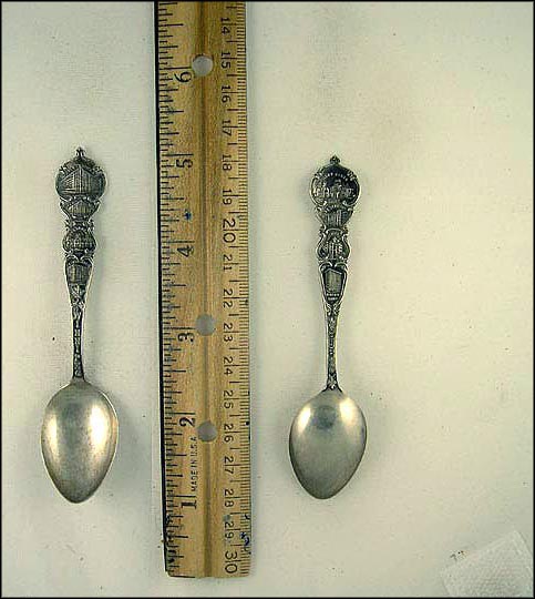 Eaton's Store, Alexander Hotel, Parliament, Grain Exchange, Winnipeg, Canada Souvenir Spoon MAIN