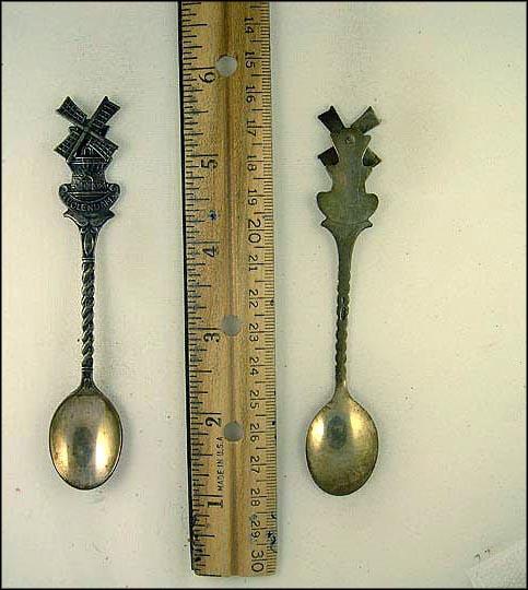 Windmill, Volendam, Netherlands Souvenir Spoon MAIN