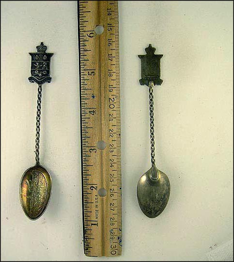Steamboat on River in Providence de Quebec, Quedec, Canada Souvenir Spoon MAIN