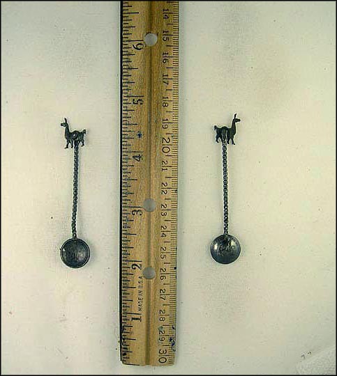 Repub Peruana Lima 9 D. Fino J.F. 1903 Llama and Crest, Lima, Peru Souvenir Spoon MAIN