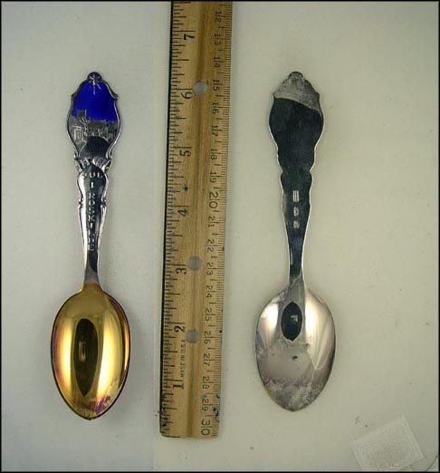 Jul I Roskilde Gold Wash Bowl Bells Star City Scene, Roskilde, Denmark Souvenir Spoon MAIN