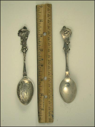 Harbor, Detroit, Michigan Souvenir Spoon MAIN