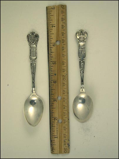 State Seal, Masonic Temple, Fort Dearborn, Post Office, Indian Monument, Chicago, Illinois Souvenir Spoon MAIN