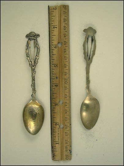 Niagara Falls, Cut Out Log with Oars and Beaver Souvenir Spoon MAIN