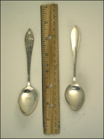 Glacier National Park, Mountain Goat Souvenir Spoon MAIN