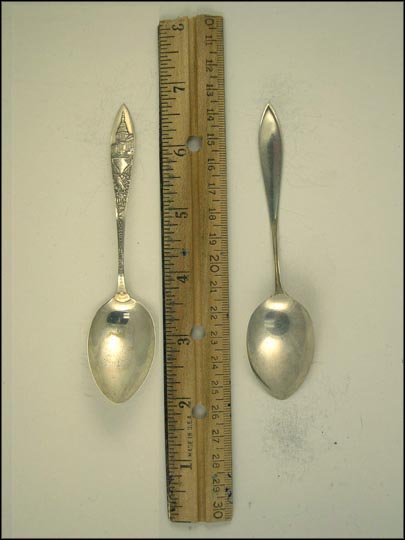 Capitol Building, Washington, District of Columbia Souvenir Spoon MAIN