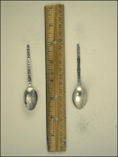 Face Mountain, Indian Totem Pole, Skagway, Alaska Souvenir Spoon MAIN