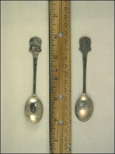 Country Seal Souvenir Spoon MAIN