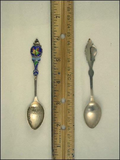 Enameled Maple Leaf, Waterfalls, Niagra, Canada Souvenir Spoon MAIN
