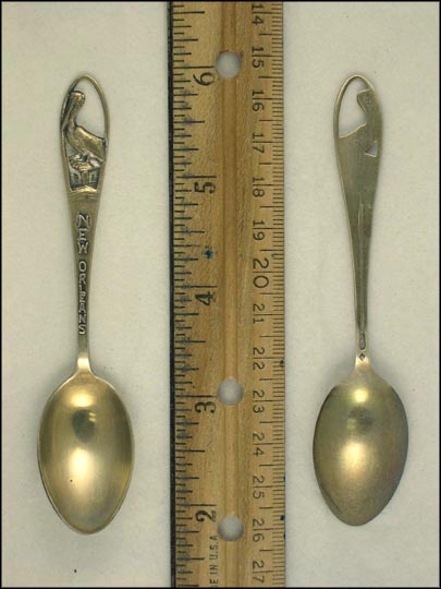 Cut Out Pelican, New Orleans, Louisiana Souvenir Spoon MAIN
