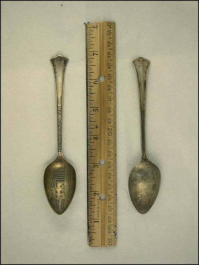 Washington's Mansion, Mt. Vernon, Virginia Souvenir Spoon MAIN