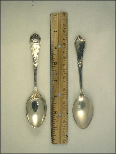 April, Taurus Souvenir Spoon MAIN