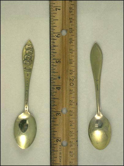 Mt. Rushmore Memorial, Black Hills, South Dakota Souvenir Spoon MAIN