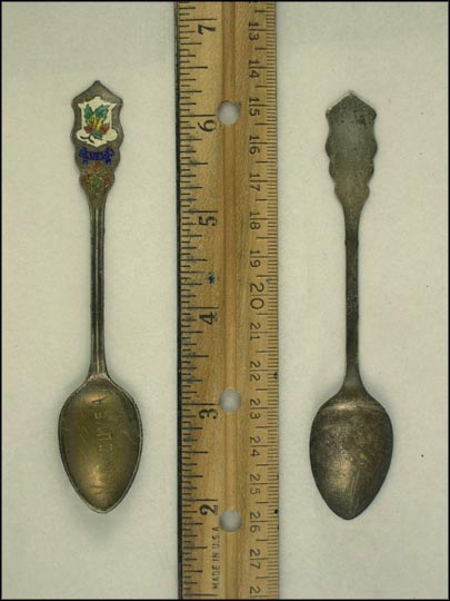 Enameled Maple Leaves, Vancouver, Canada Souvenir Spoon MAIN
