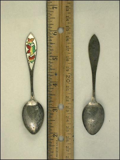 Enemaled Maple Leaves, Niagara Falls, Canada Souvenir Spoon MAIN