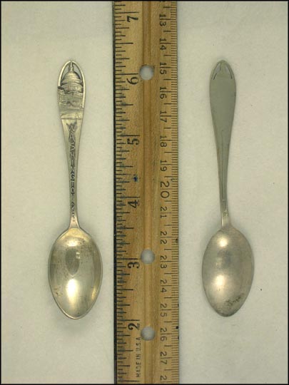 Cut Out Capitol Building, Washington, District of Columbia Souvenir Spoon MAIN