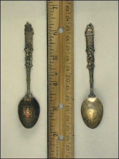 Fireplace, Santa in Chimney, Holly with Bells, 'Twas the Night Before Christmas Souvenir Spoon MAIN