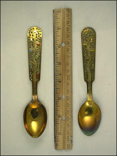Julen 1939, Enameled Hearts, Instruments, Star, Cut Out Circles Souvenir Spoon MAIN