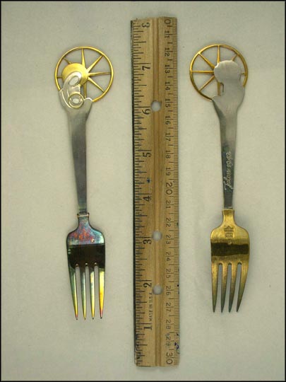 Julen 1942, Enameled Mother and Child, Cut Out Sun Fork Souvenir Spoon MAIN