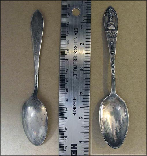 Statue of Liberty, New York Souvenir Spoon MAIN