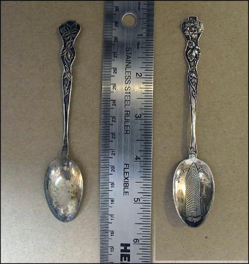 Flat Iron Building, New York Souvenir Spoon MAIN