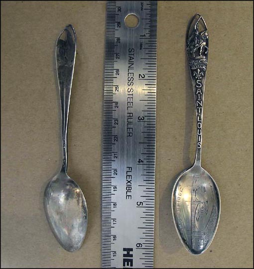 Eads Bridge, Cut Out Statue of St. Louis, St. Louis, Missouri Souvenir Spoon MAIN