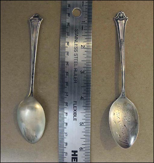 Etched Bowl, Jacksonville, Florida Souvenir Spoon MAIN